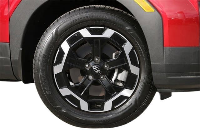 Certified 2025 Hyundai Santa Fe SEL image 7