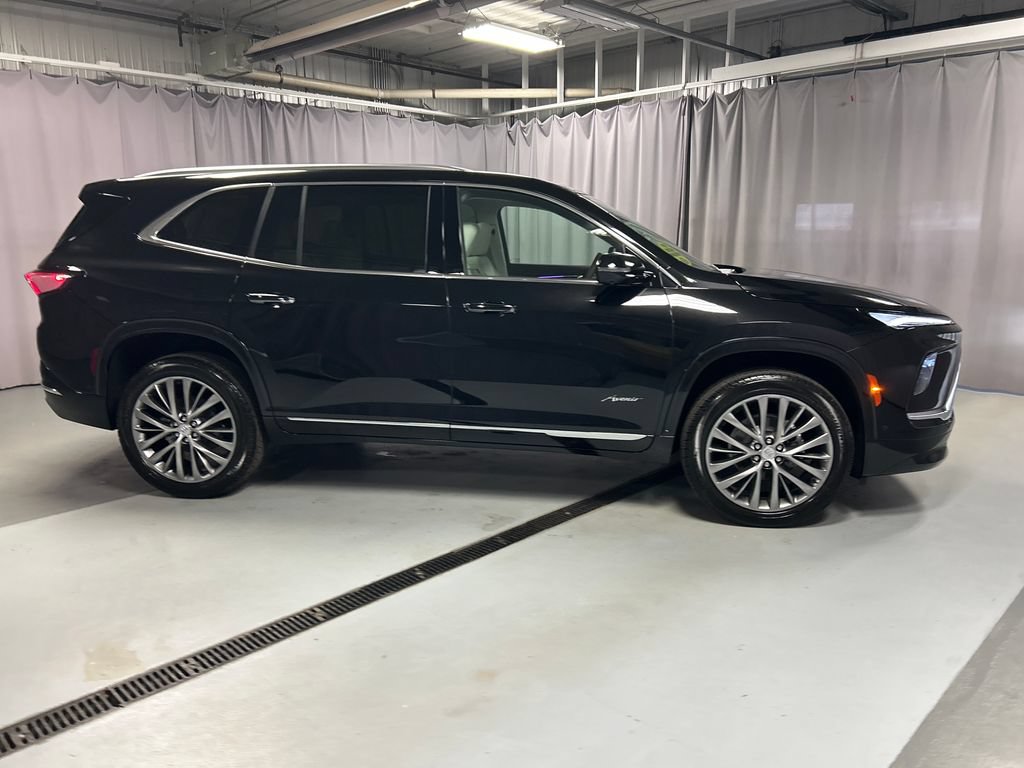 New 2026 Buick Enclave Avenir w/ Super Cruise Package AWD/4WD image 8