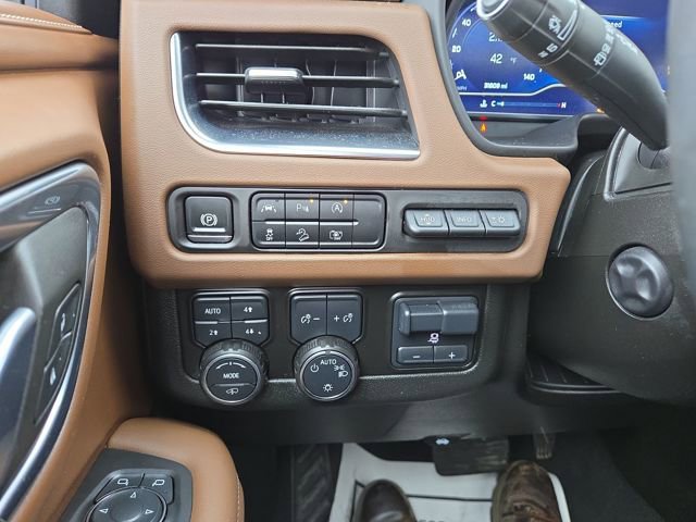 Used 2024 Chevrolet Suburban High Country w/ Max Trailering Package image 20