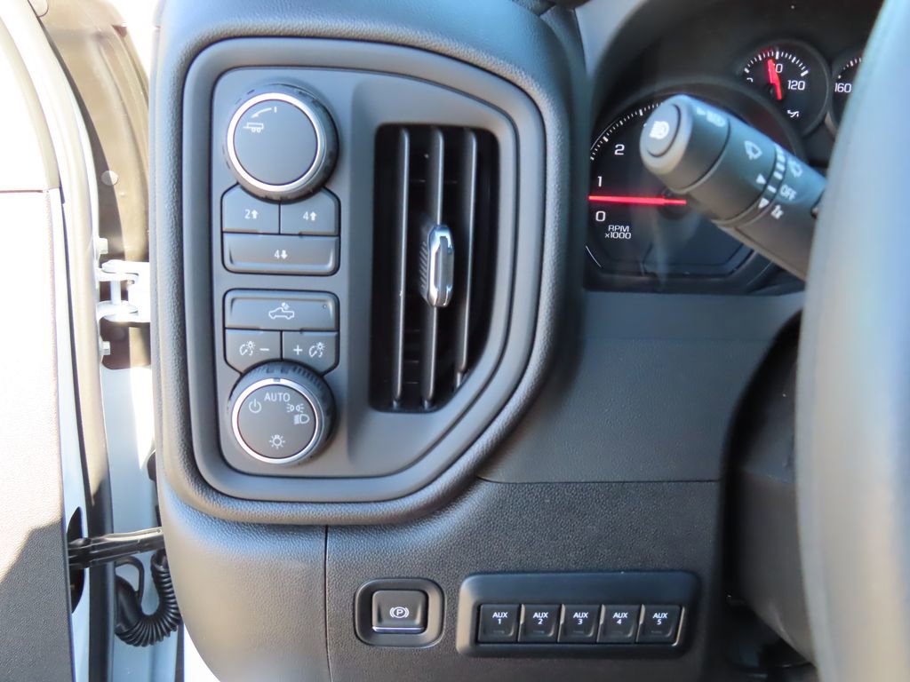 New 2026 Chevrolet Silverado 2500 Custom image 11