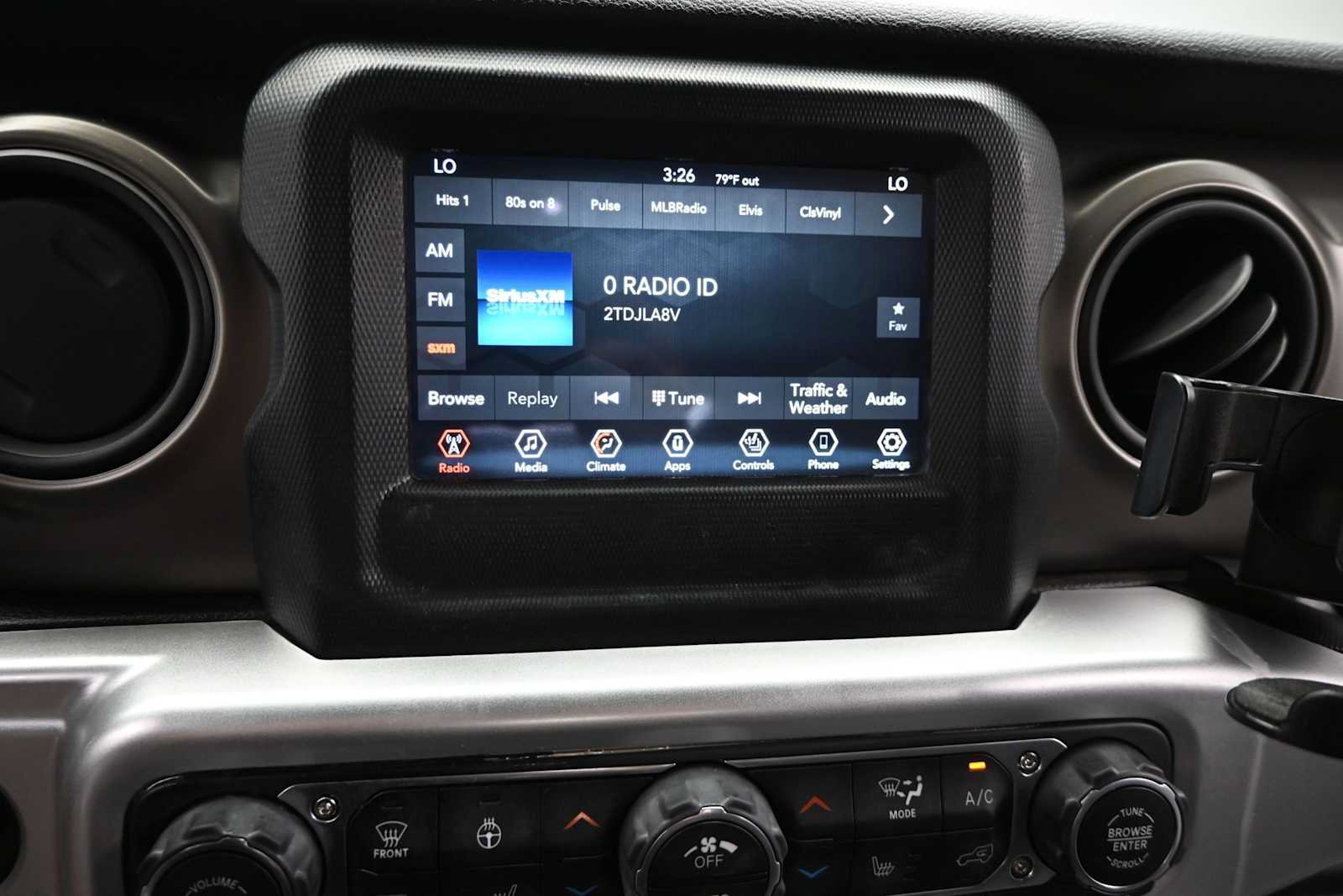 Used 2018 Jeep Wrangler Unlimited Sport S AWD/4WD image 18
