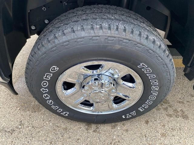 Used 2024 RAM 2500 Tradesman w/ Chrome Appearance Group image 8