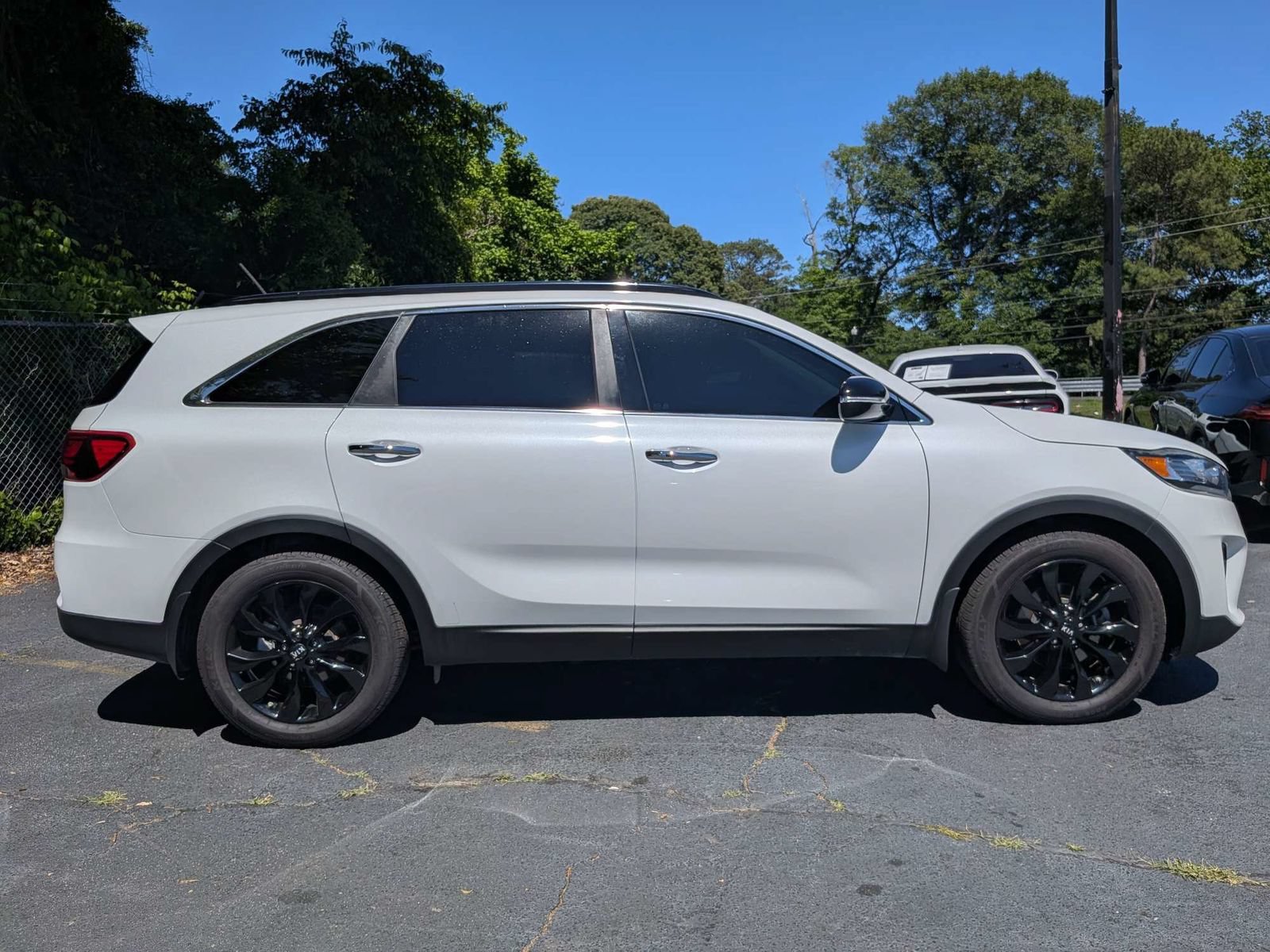 Used 2020 Kia Sorento S FWD image 3