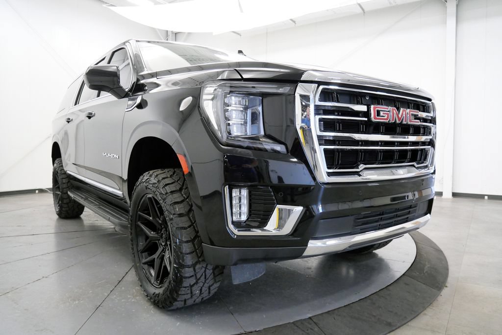 Used 2023 GMC Yukon XL SLT AWD/4WD image 40