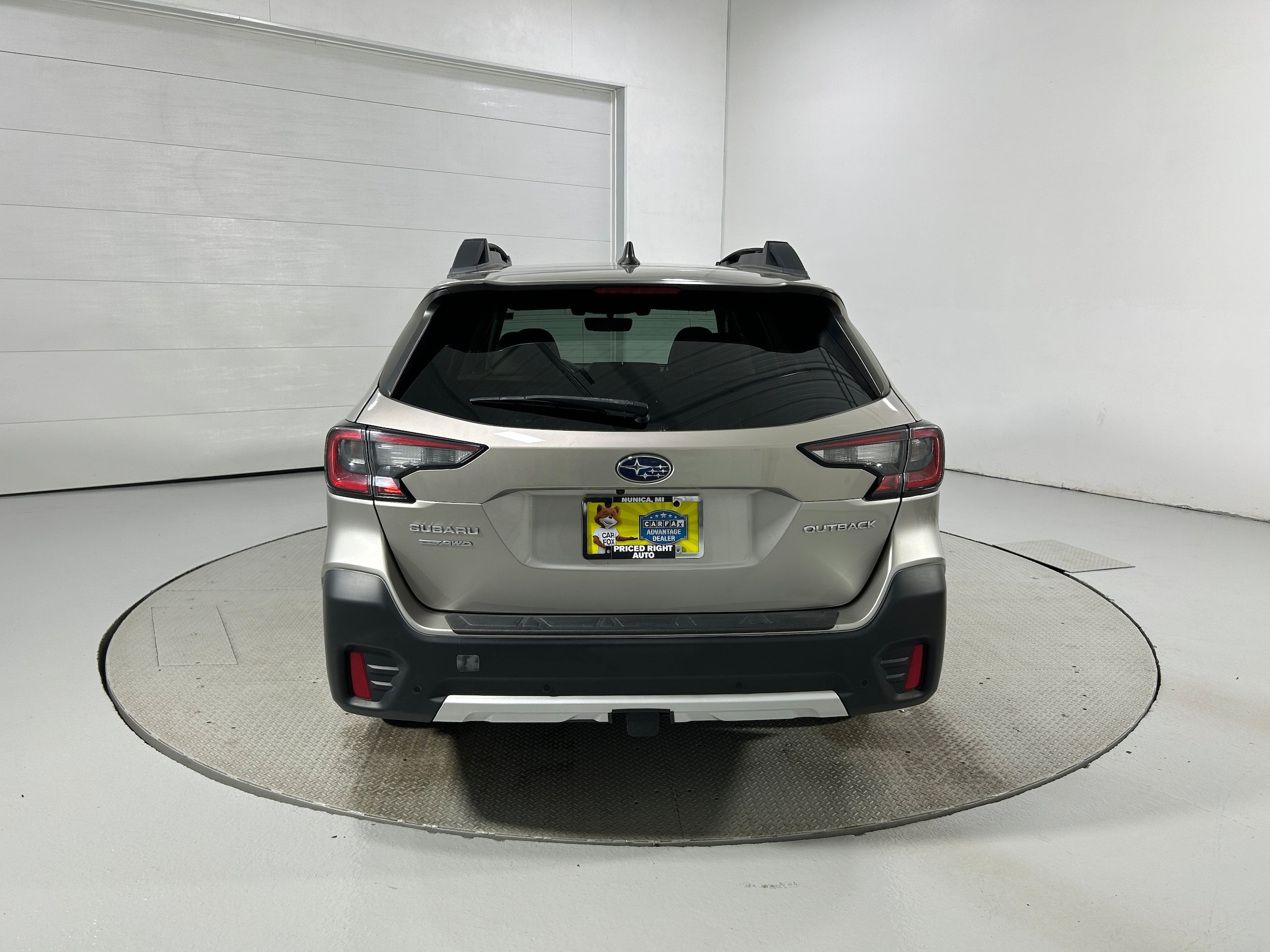 Used 2020 Subaru Outback Limited w/ Popular Package #2 AWD/4WD image 33
