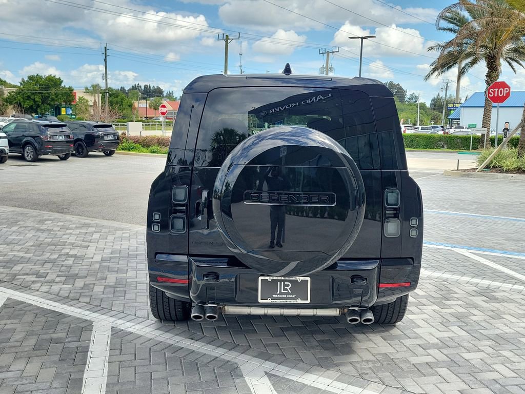 New 2026 Land Rover Defender 130 V8 image 4