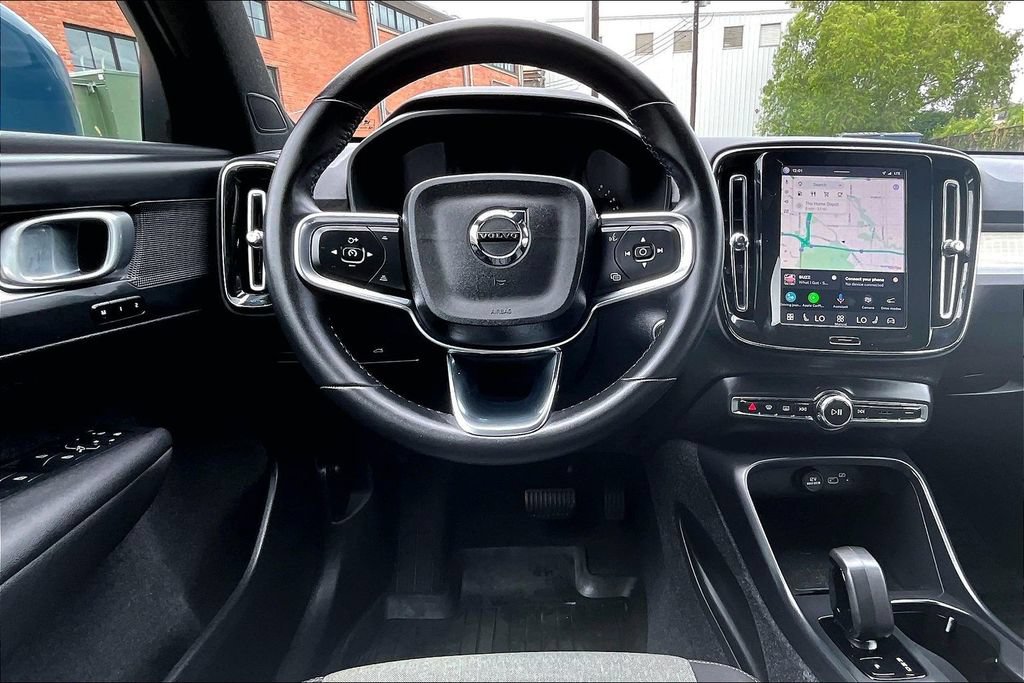 Certified 2024 Volvo XC40 B5 Core AWD/4WD image 7