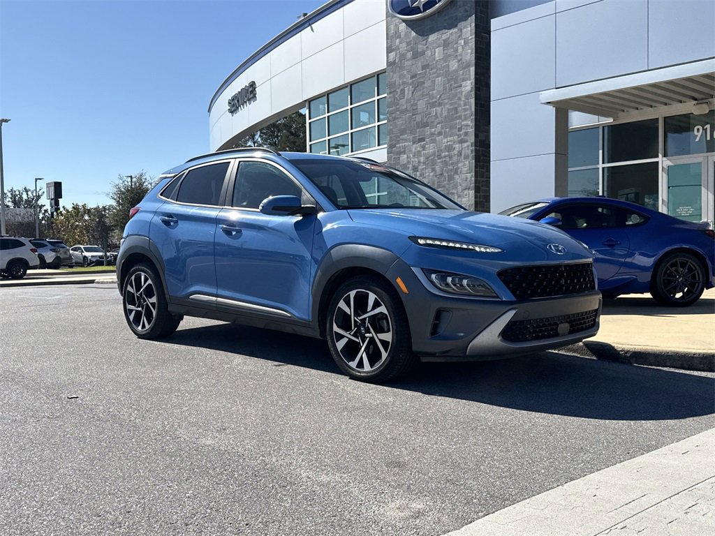 Used 2022 Hyundai Kona Limited image 11