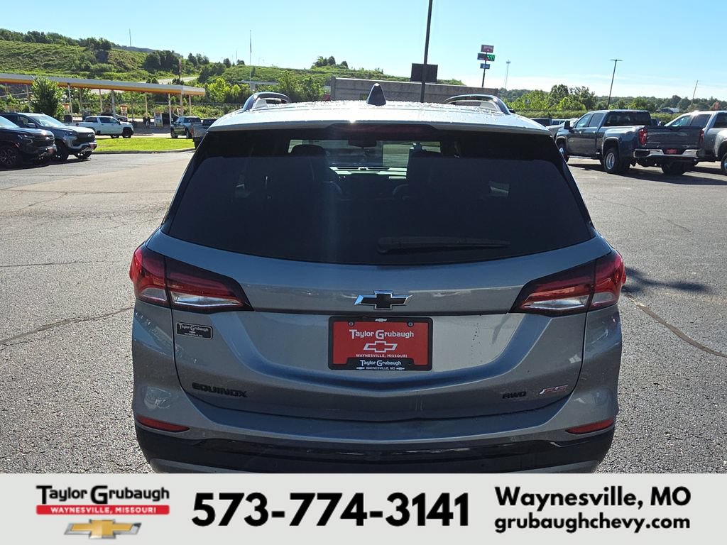 Used 2024 Chevrolet Equinox RS w/ RS Leather Package AWD/4WD image 7