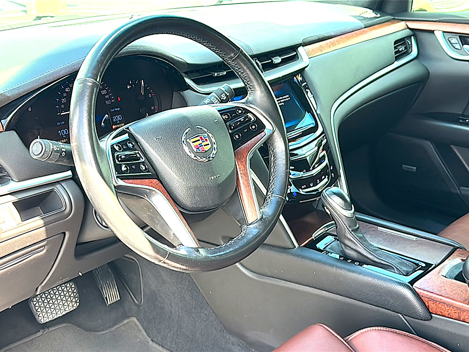 Used 2015 Cadillac XTS Luxury w/ Driver Awareness Package FWD image 12