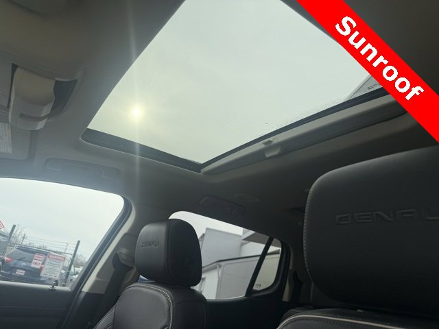 Used 2021 GMC Acadia Denali w/ Denali Ultimate Package image 36