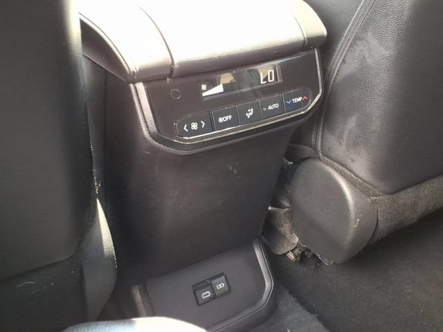 Certified 2024 Toyota Highlander XLE FWD image 7
