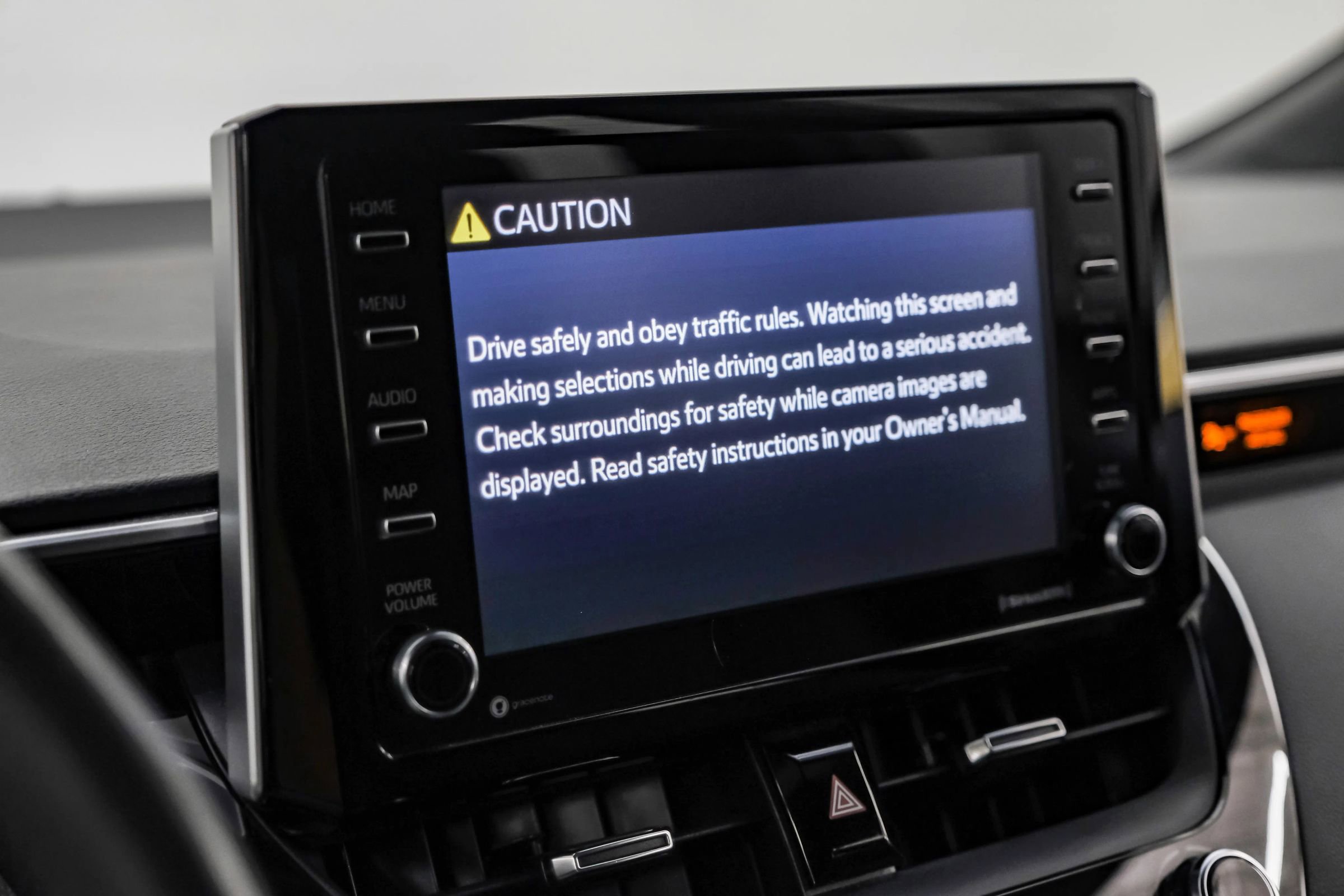 Used 2021 Toyota Corolla SE image 27