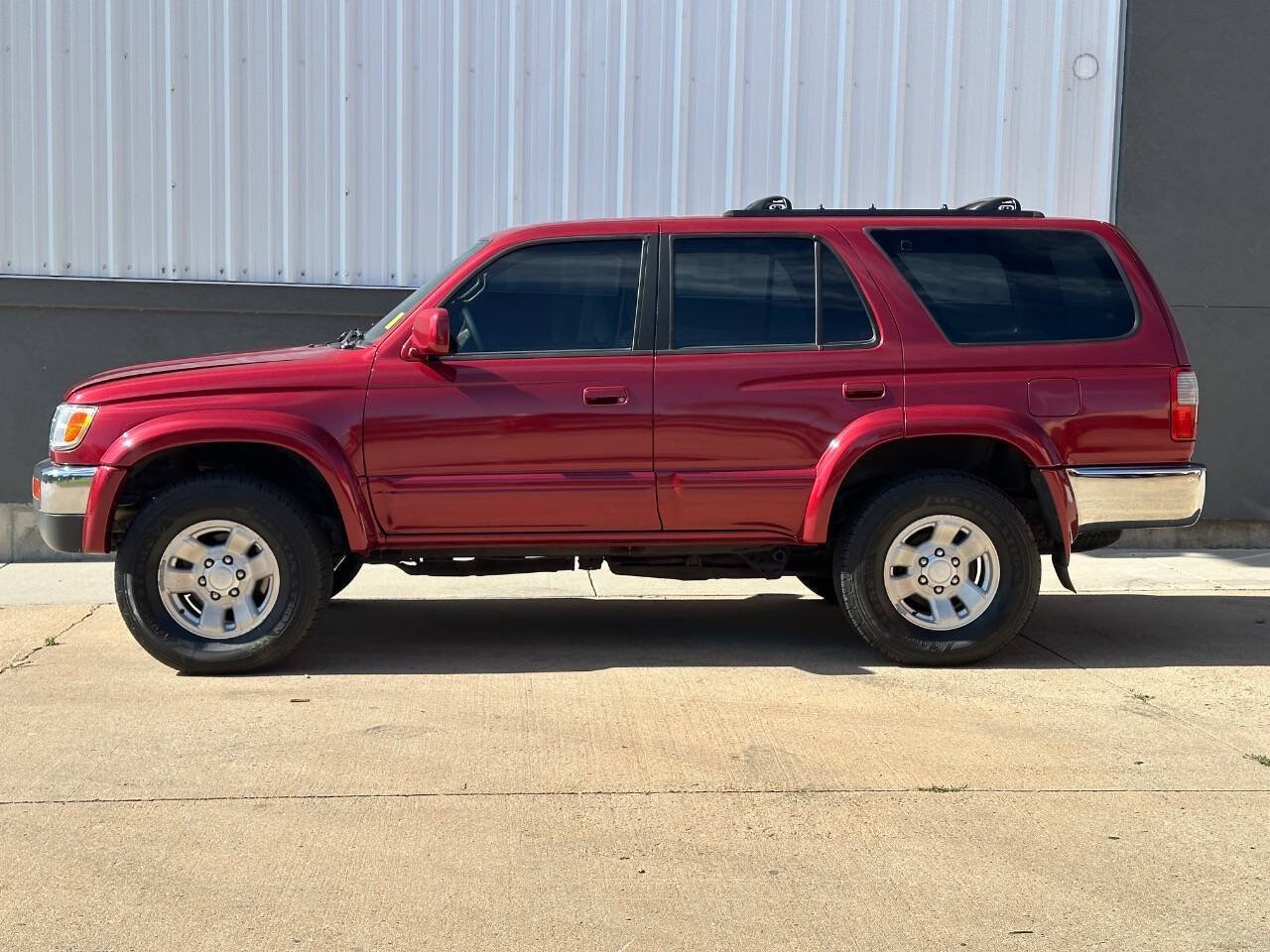 Used 1998 Toyota 4Runner Limited AWD/4WD image 4