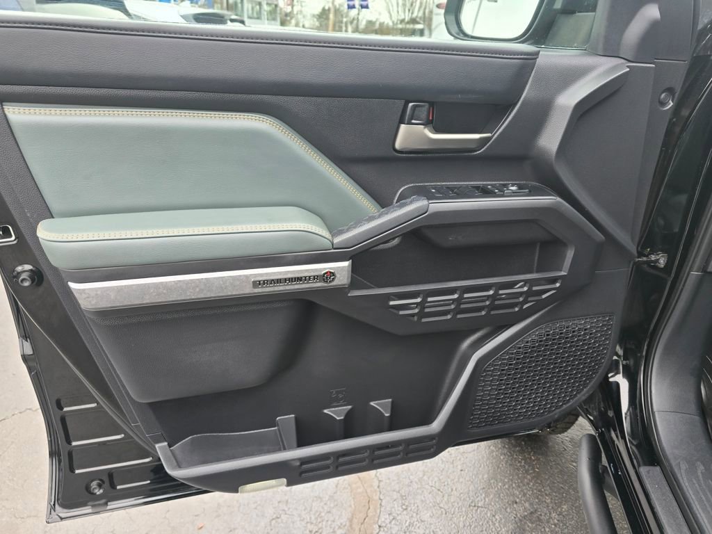 Certified 2025 Toyota Tacoma Trailhunter image 18