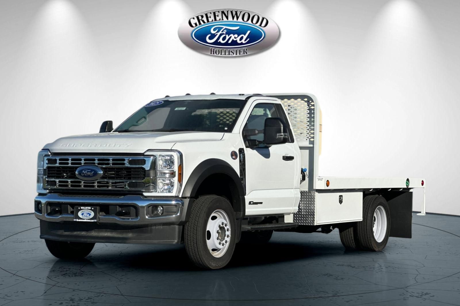 New 2025 Ford F550 4x4 Regular Cab Super Duty image 8