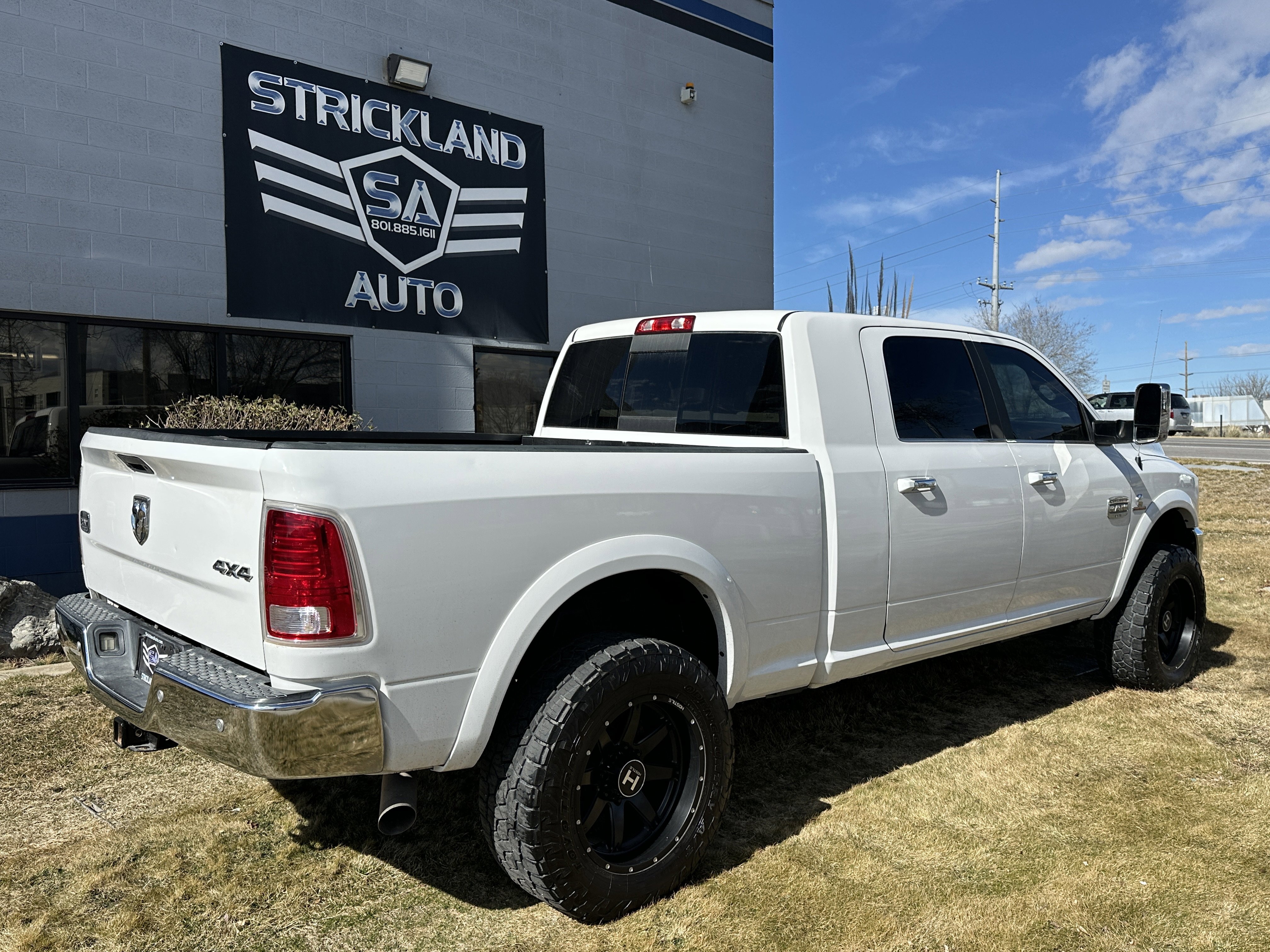 Used 2017 RAM 3500 Laramie Longhorn w/ Convenience Group image 7