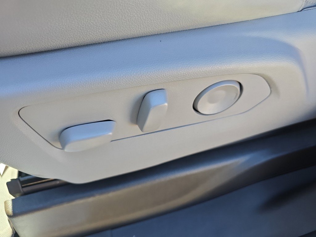 New 2026 GMC Sierra 1500 SLT w/ SLT Premium Package AWD/4WD image 22