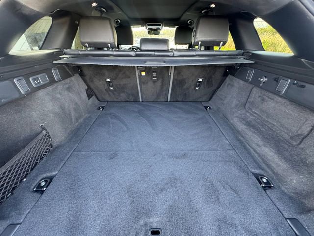 Used 2024 Land Rover Range Rover Velar Dynamic SE image 31