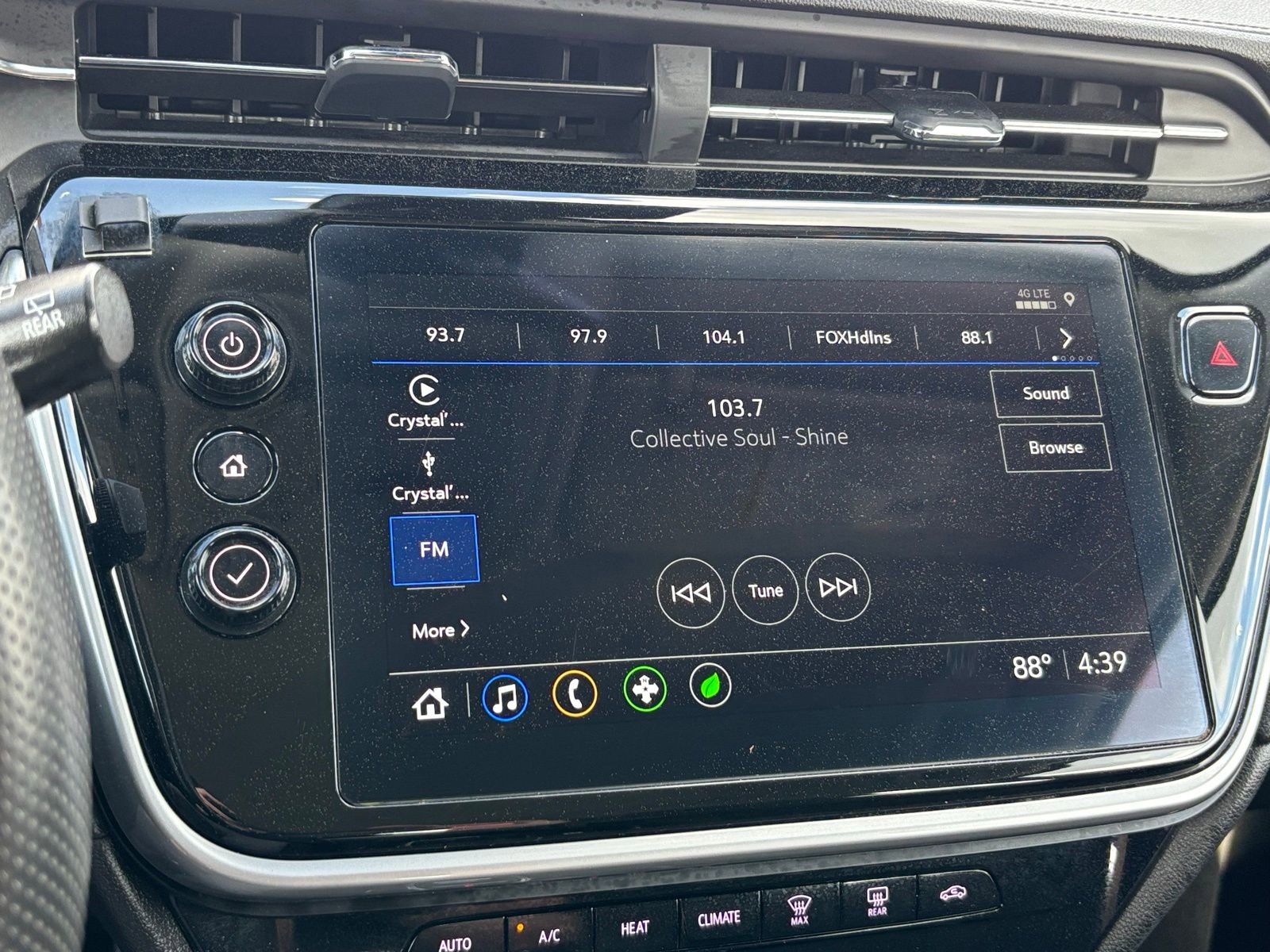 Used 2023 Chevrolet Bolt EUV LT image 26