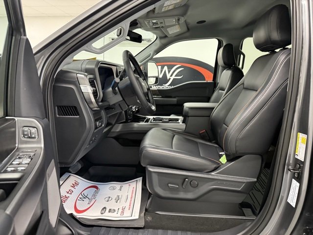 Used 2025 Ford F250 Lariat w/ Lariat Ultimate Package image 9