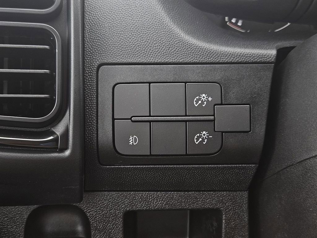 New 2026 RAM ProMaster 2500 w/ Convenience Group image 30