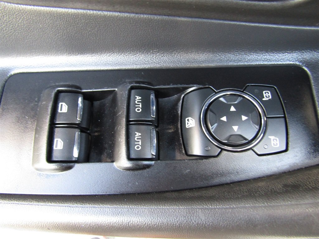 Used 2016 Ford Taurus SHO w/ Equipment Group 401A AWD/4WD image 15