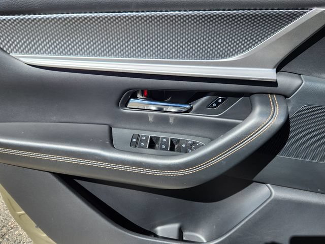 Certified 2025 MAZDA CX-70 Plug-In Hybrid w/ Premium Plus AWD/4WD image 11