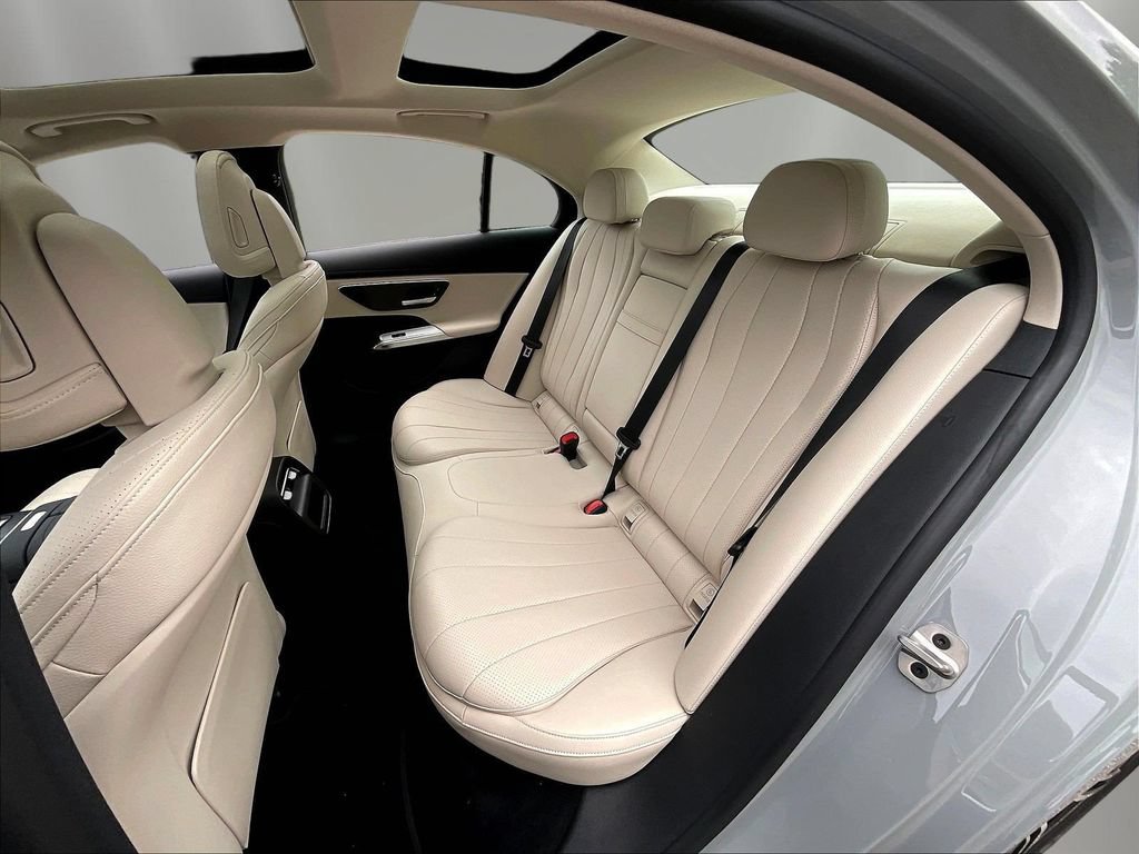 Certified 2024 Mercedes-Benz E 350 4MATIC Sedan image 24