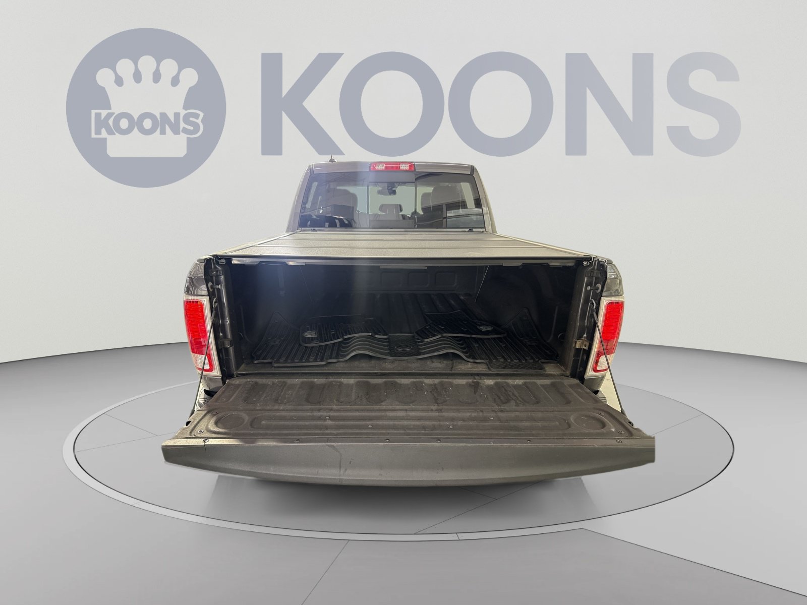 Used 2018 RAM 1500 Laramie w/ Convenience Group AWD/4WD image 27