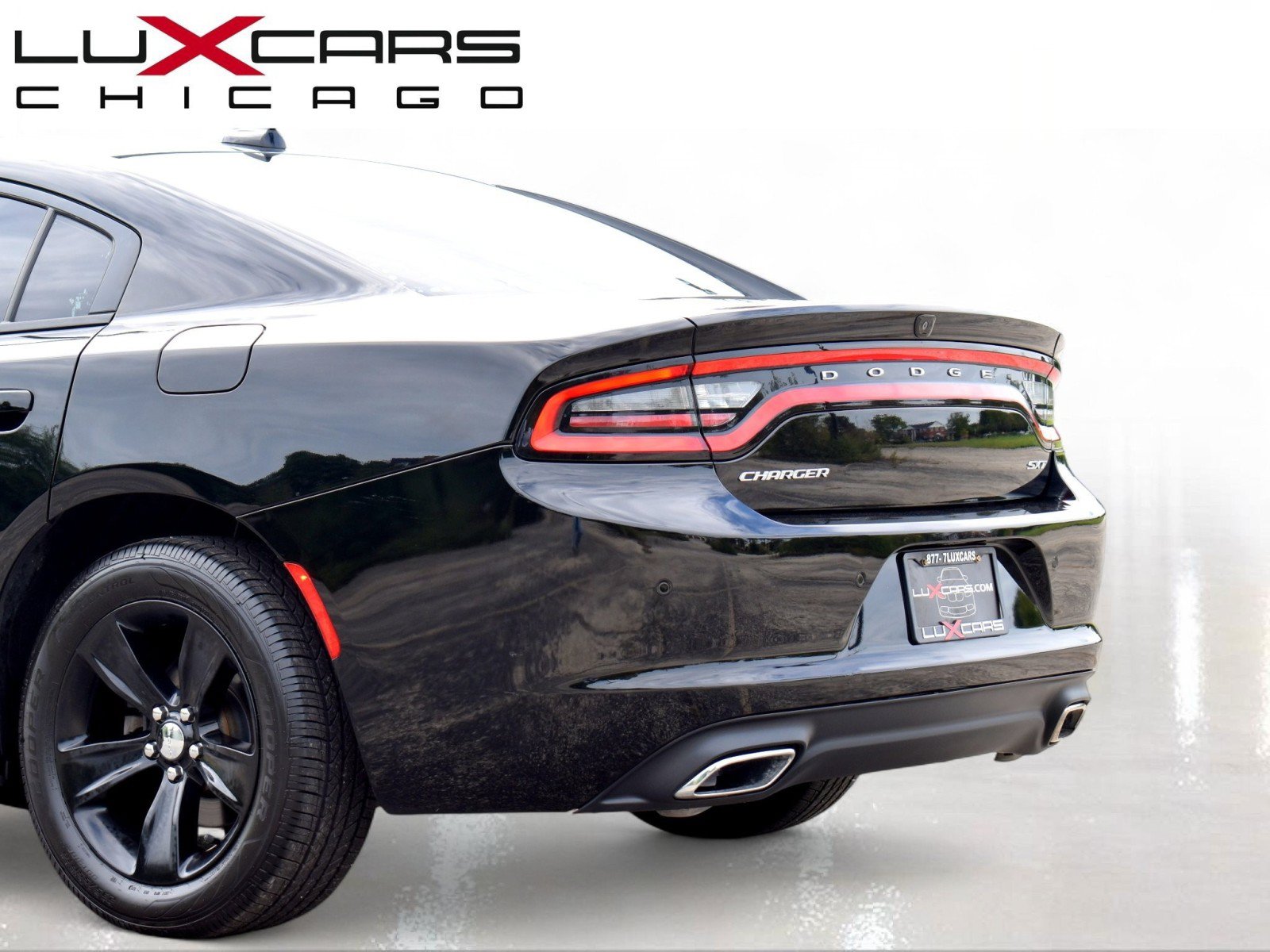Used 2018 Dodge Charger SXT Plus RWD image 9