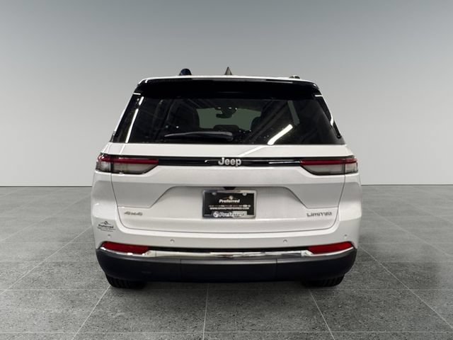 Used 2024 Jeep Grand Cherokee Limited AWD/4WD image 23