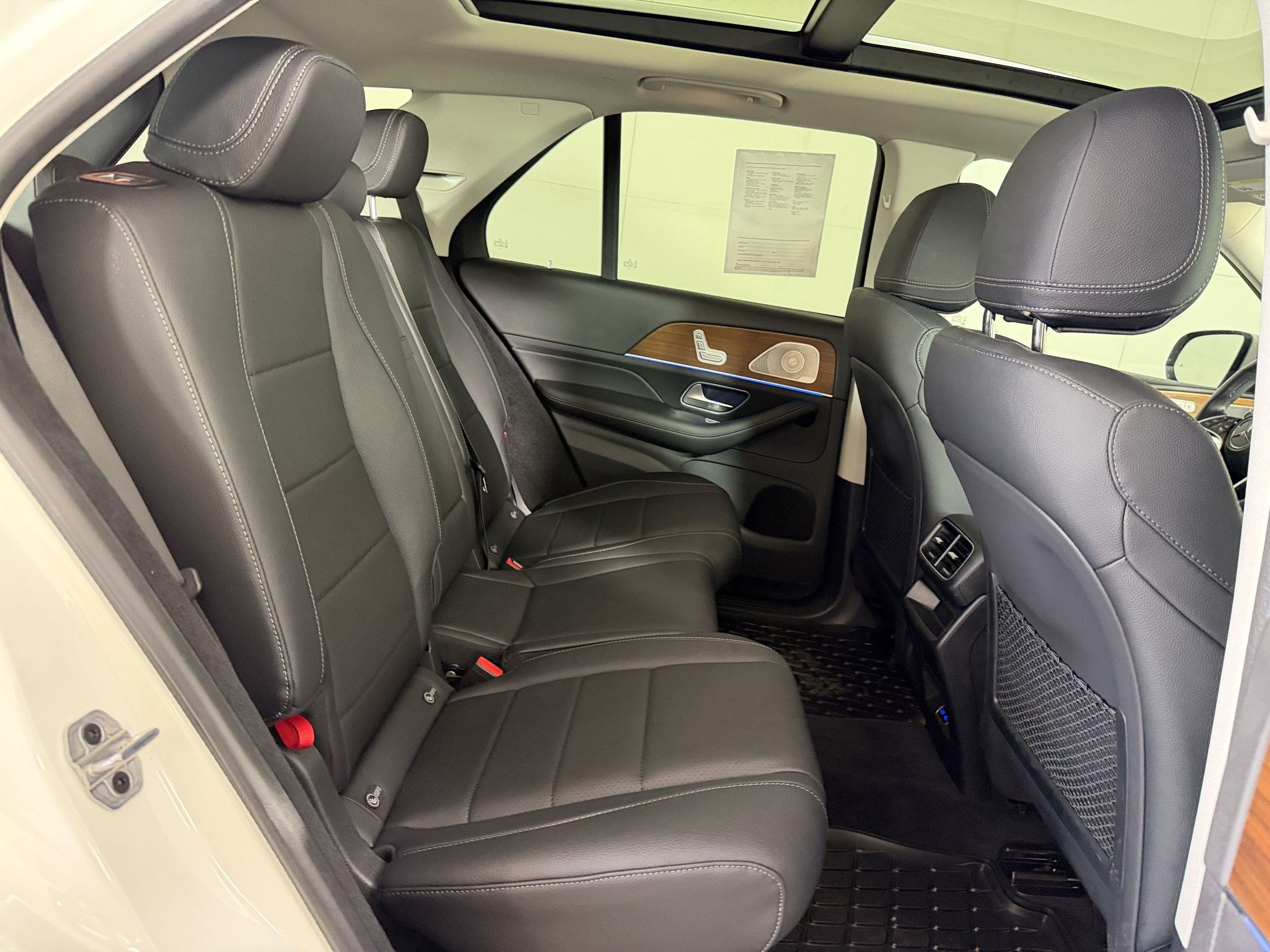 Certified 2024 Mercedes-Benz GLE 450 4MATIC image 31