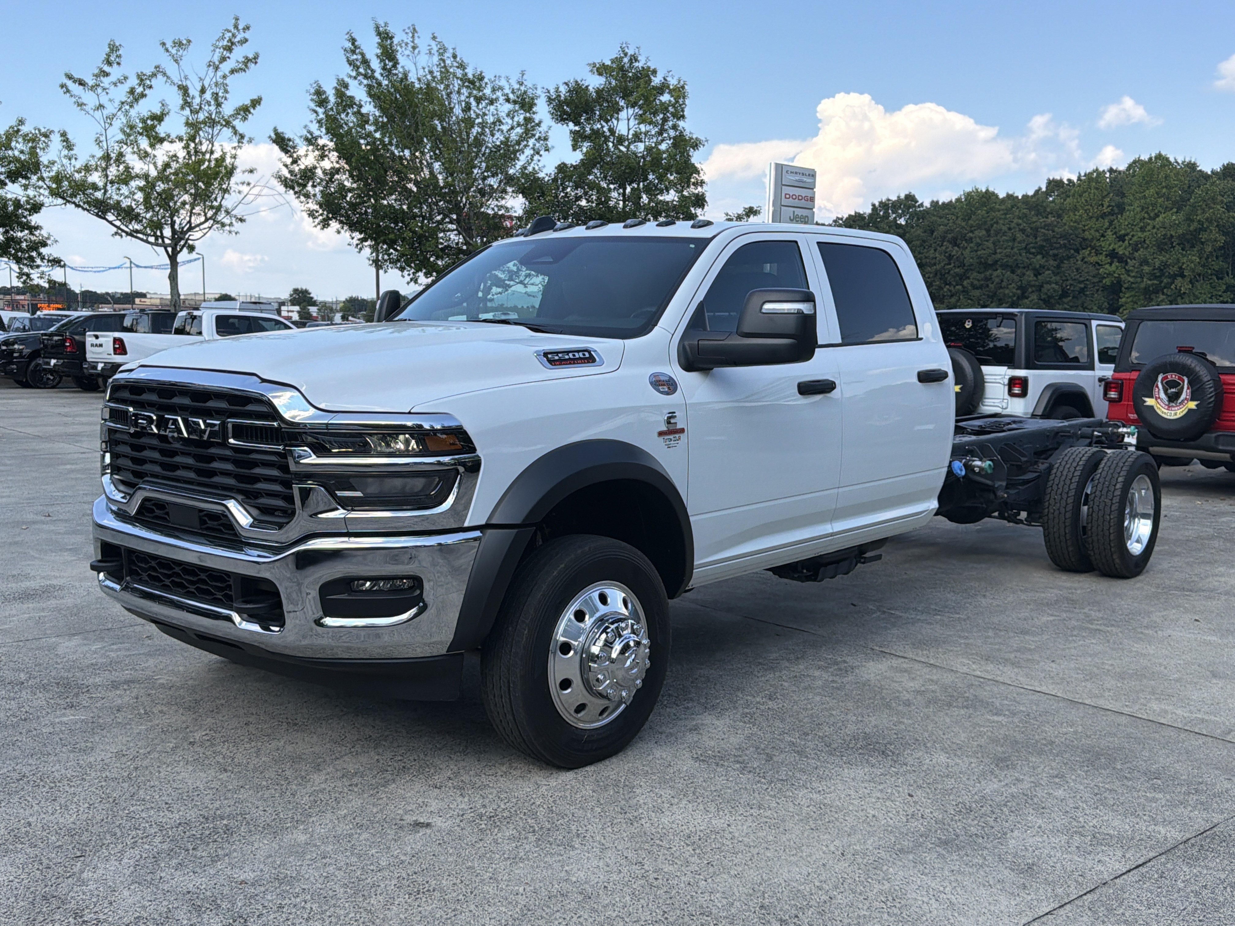 New 2026 RAM 5500 Tradesman w/ Chrome Appearance Group AWD/4WD image 3