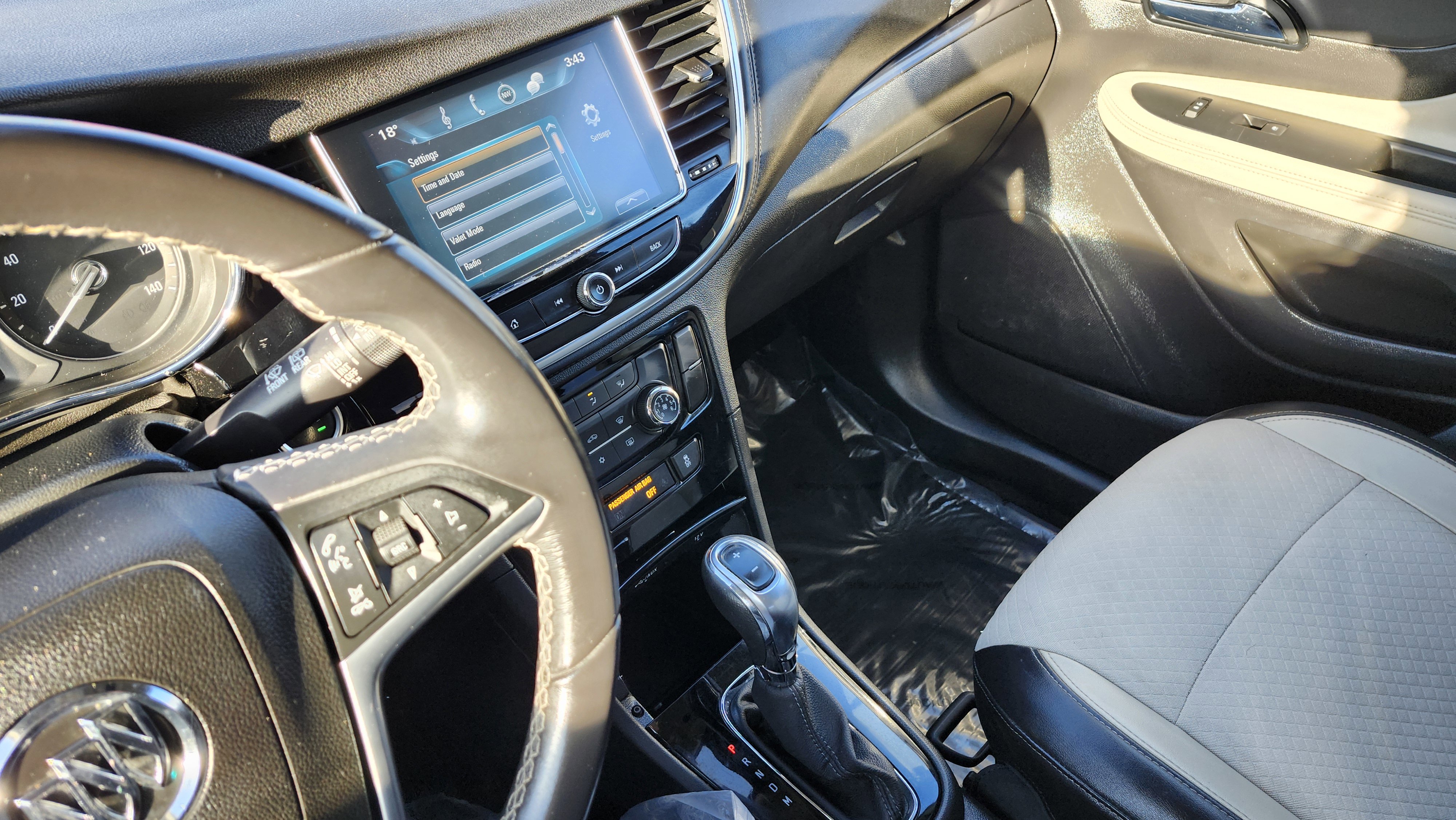 Used 2019 Buick Encore Preferred image 27