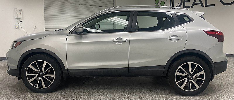 Used 2018 Nissan Rogue Sport SL w/ SL Premium Package image 8