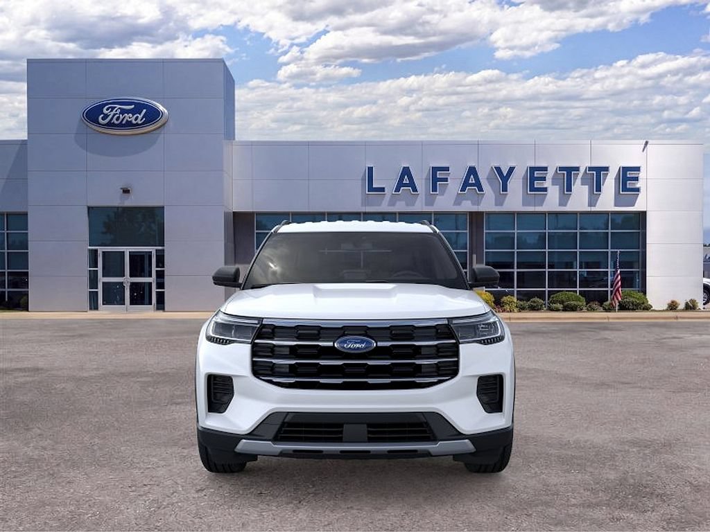 New 2026 Ford Explorer Active RWD image 6