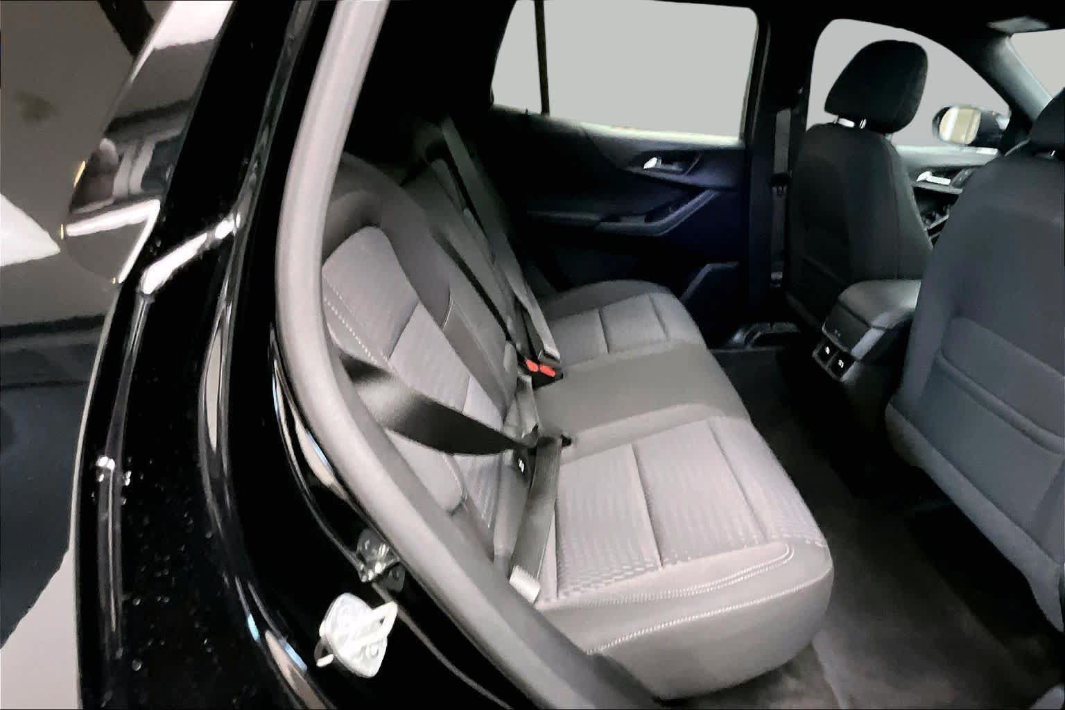 Used 2025 Chevrolet Equinox LT FWD image 18