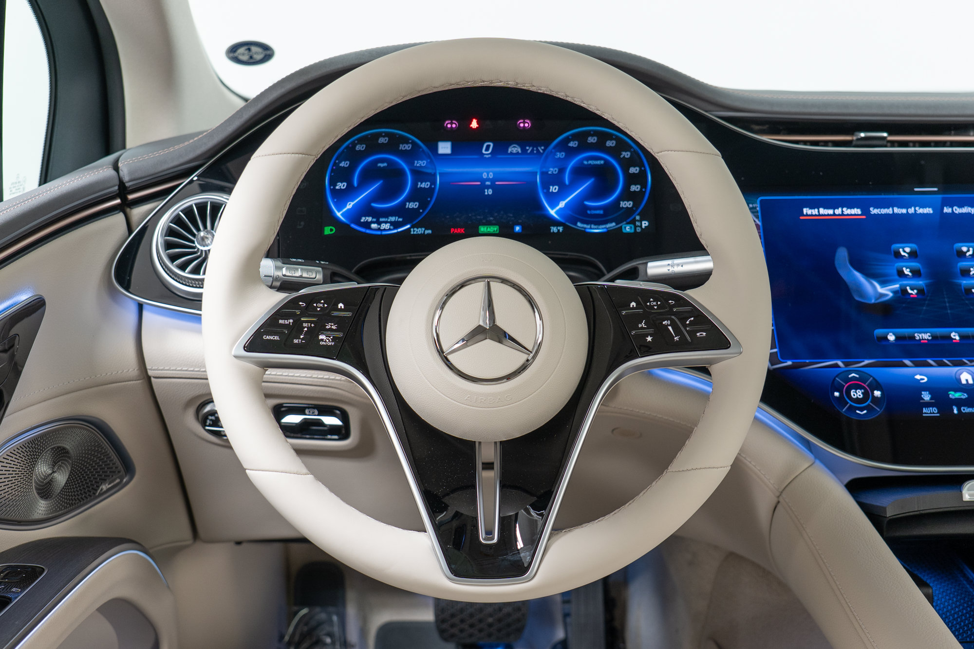 New 2026 Mercedes-Benz EQS 400 4MATIC SUV image 16