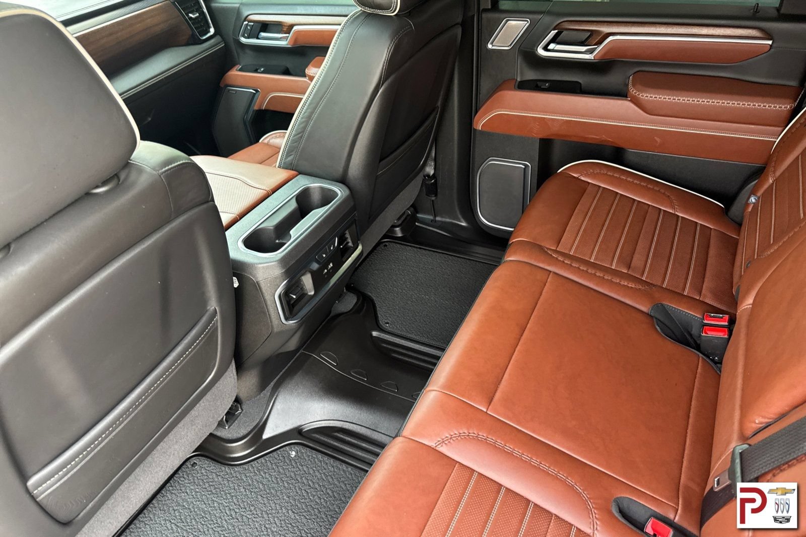 Certified 2025 GMC Sierra 3500 Denali Ultimate AWD/4WD image 13