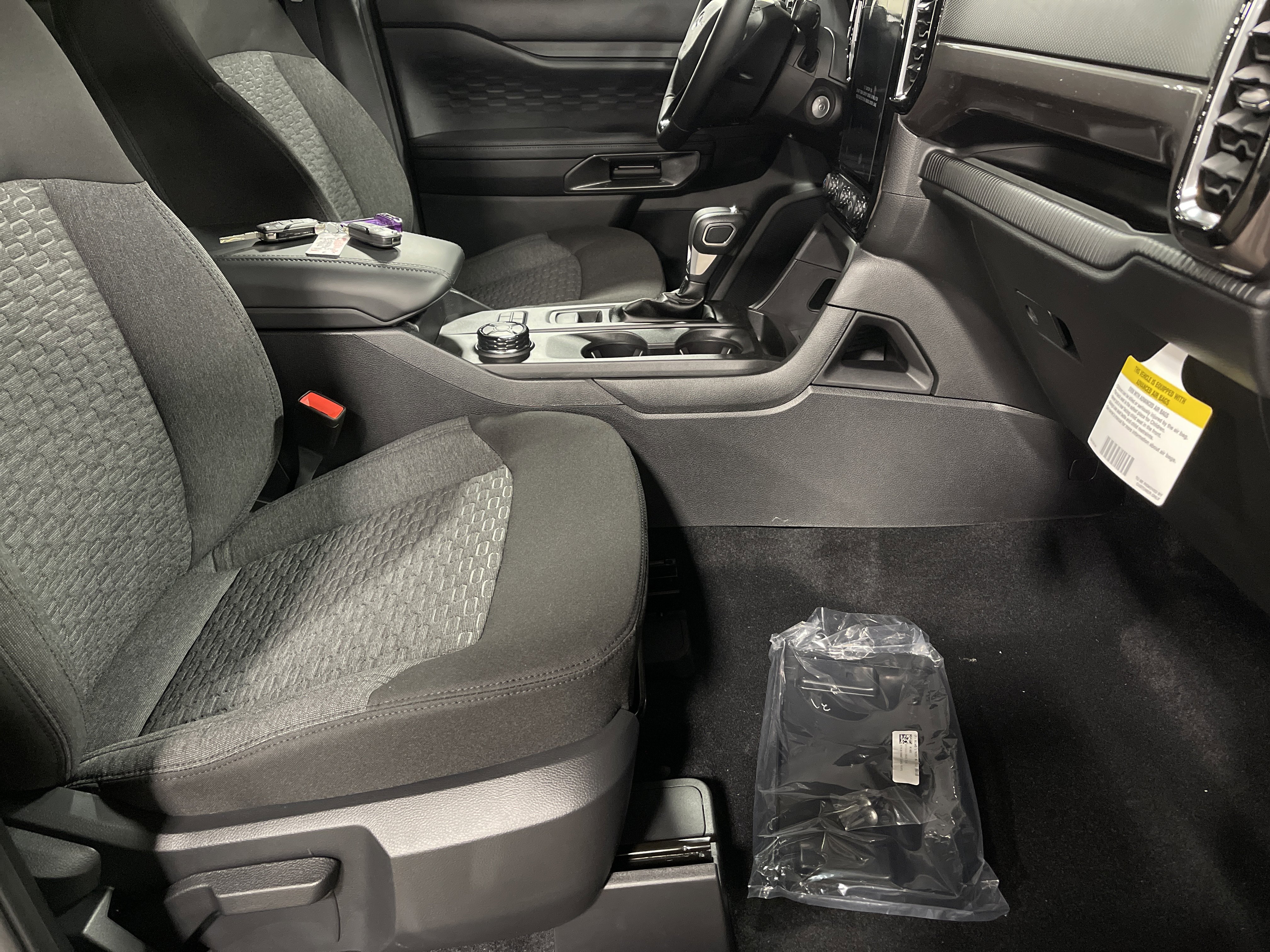 New 2025 Ford Ranger XLT w/ Black Appearance Package image 15