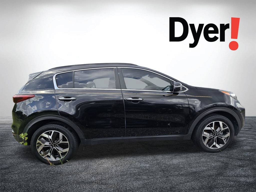Certified 2022 Kia Sportage EX AWD/4WD image 3