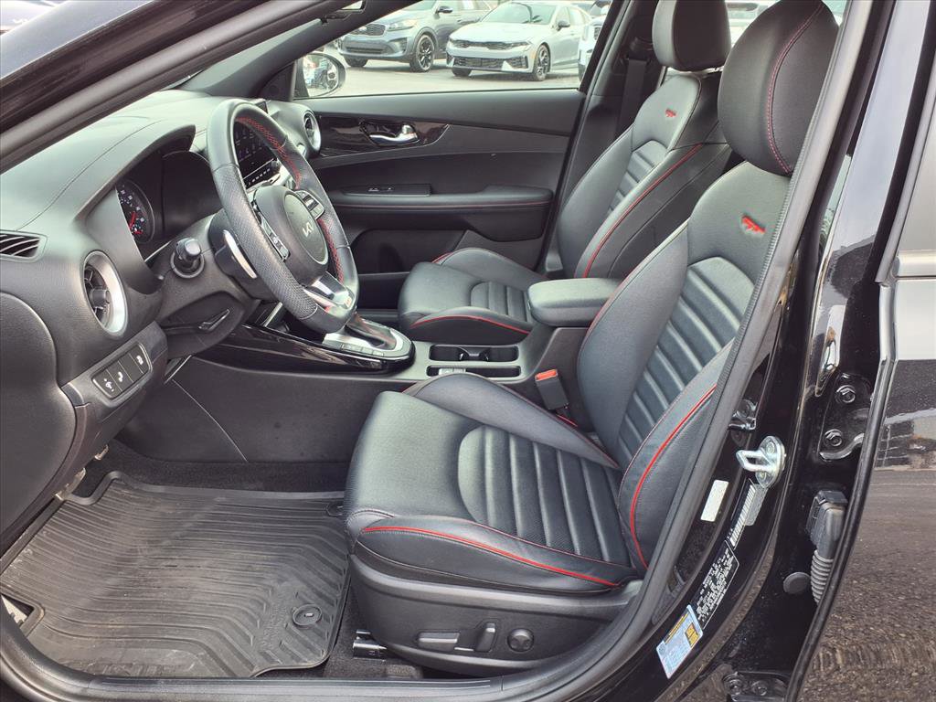 Used 2022 Kia Forte GT w/ GT2 Package image 11