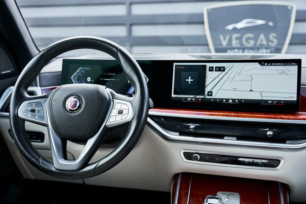 Used 2024 BMW ALPINA XB7 image 65