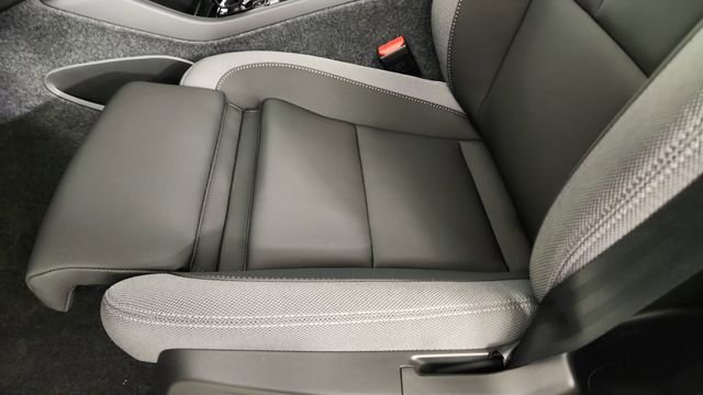 New 2026 Volvo EX40 Plus RWD image 13