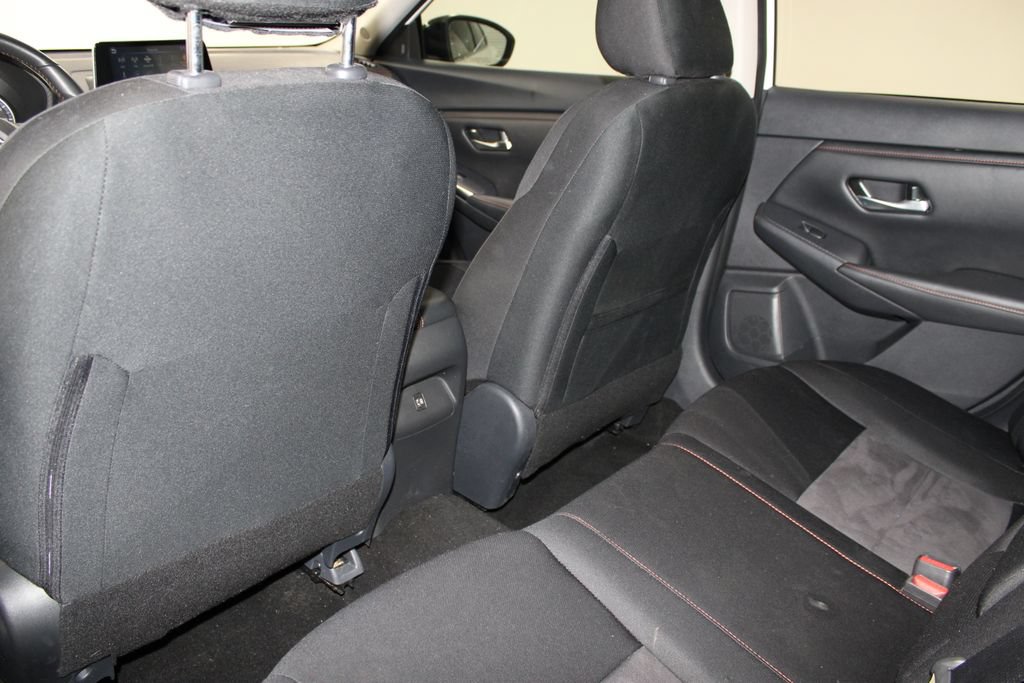 Used 2024 Nissan Sentra SR FWD image 14
