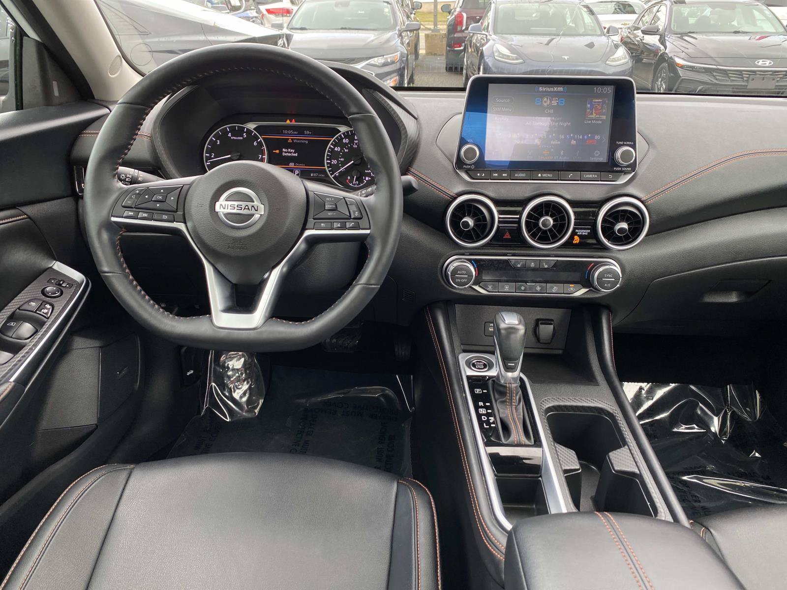 Used 2023 Nissan Sentra SR w/ SR Premium Package FWD image 12