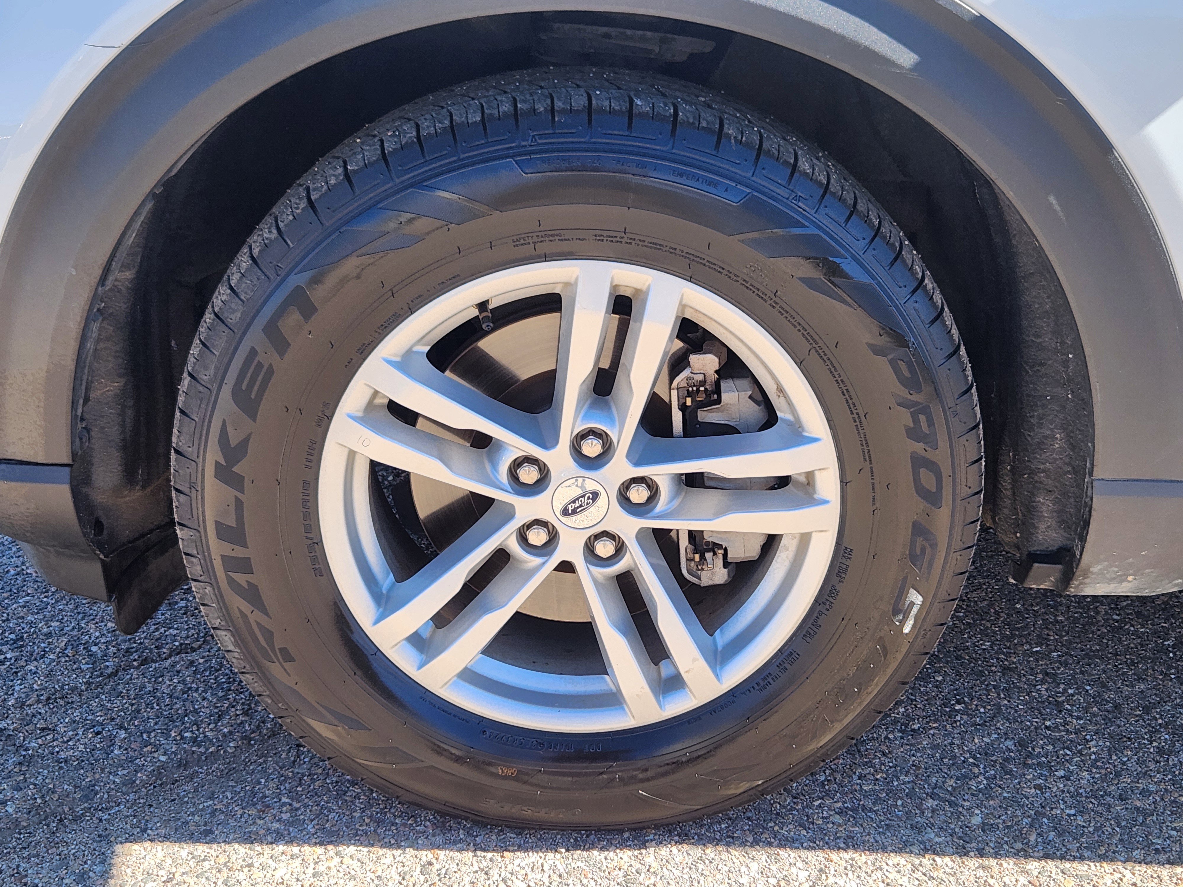 Used 2023 Ford Explorer XLT w/ Equipment Group 202A RWD image 7