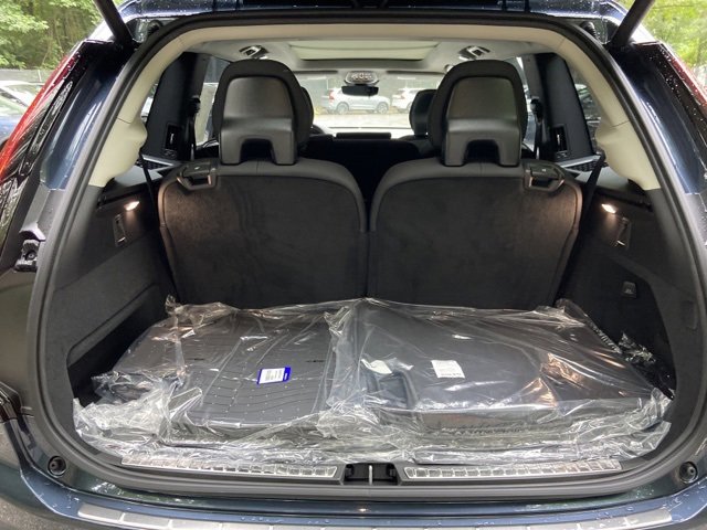 New 2026 Volvo XC90 T8 Plus image 21