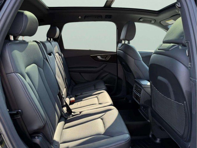 Certified 2025 Audi Q7 3.0T Prestige w/ Prestige Package image 27